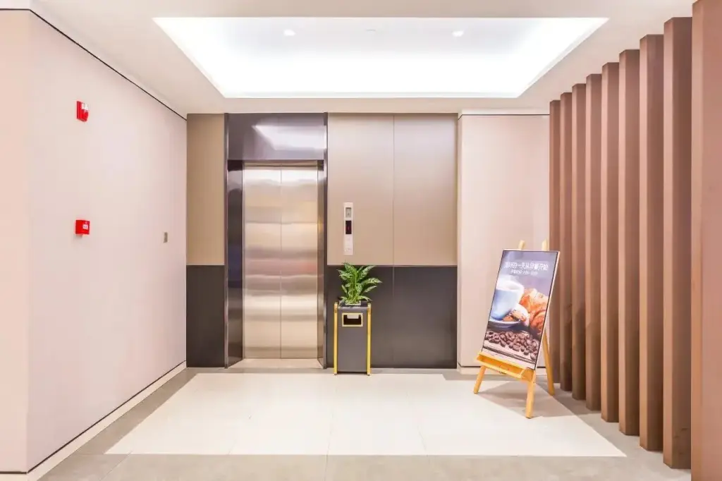 Пекин: Home Inn Guomao