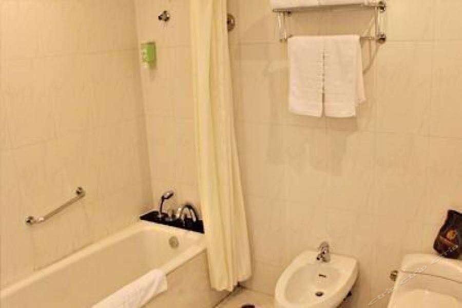 Яньтай: Yantai New Era Hotel