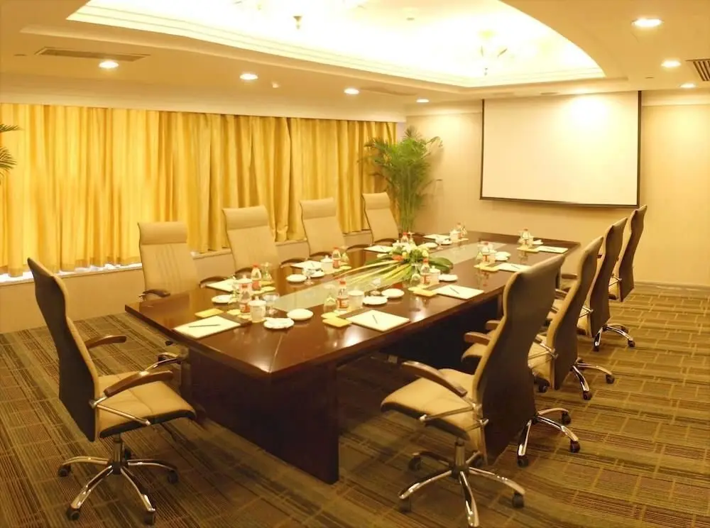 Шаоксинг: Shaoxing Dynasty Hotel