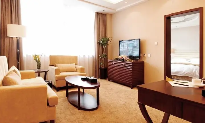 Чэнду: Excelsior Hotel - Chengdu