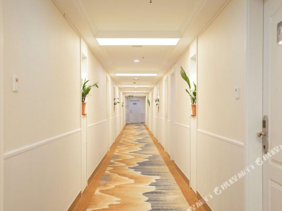 Наньтун: Eden Holiday Hotel