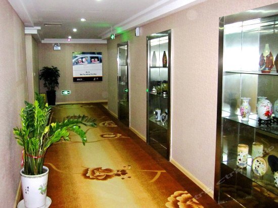 Ляньюньган: Super 8 Hotel Lianyungang Da Xue Cheng