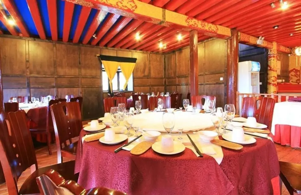 Цзючжайгоу: Tulip Inn Jiuzhaigou Shangmo Hotel