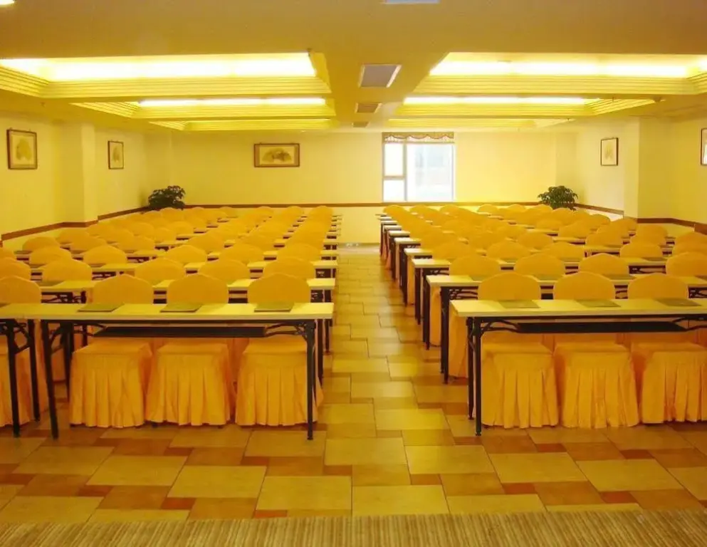 Чжаоцин: Zhaoqing Shanshui Fashion Hotel Xijiang Road Branch