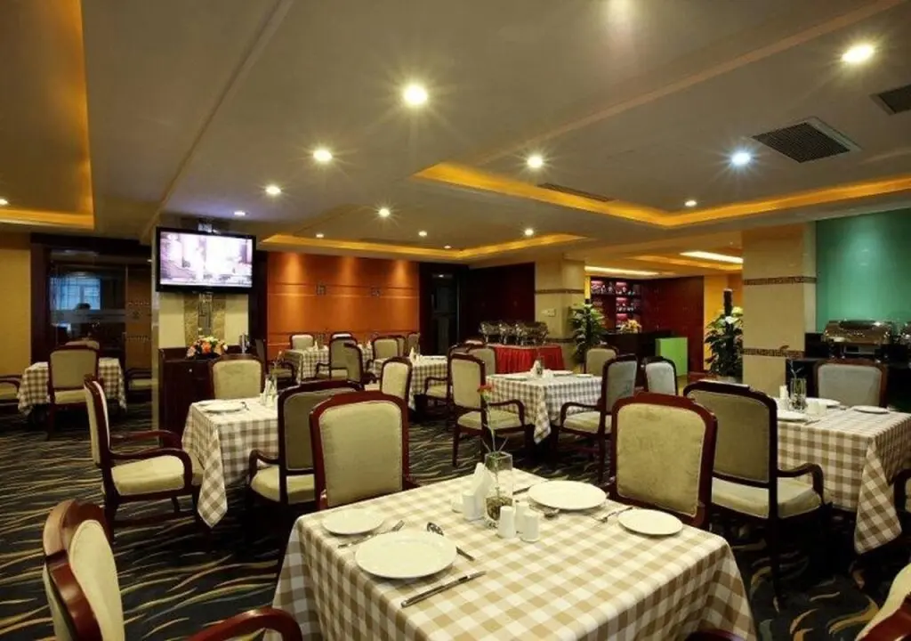Шэньчжэнь: Donghua Jiayue Hotel Shenzhen