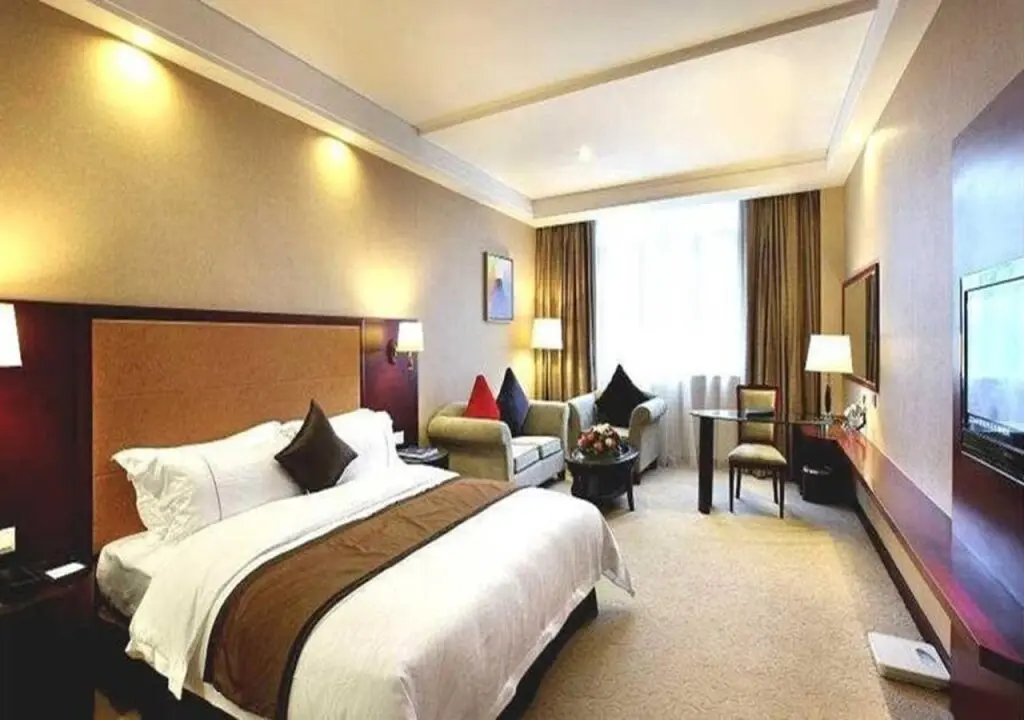 Шэньчжэнь: Donghua Jiayue Hotel Shenzhen