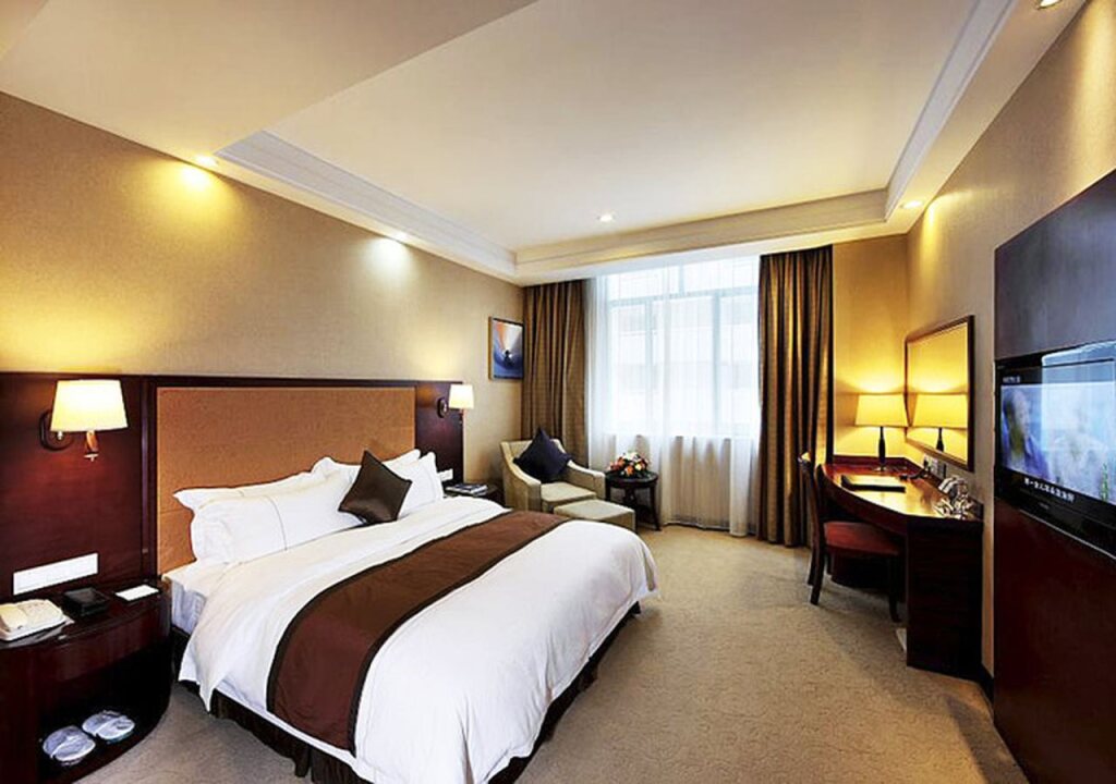 Шэньчжэнь: Donghua Jiayue Hotel Shenzhen