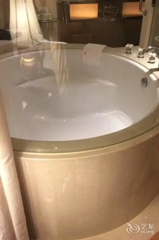 Пекин: Beijing Floral Plaza Hot Spring Hotel
