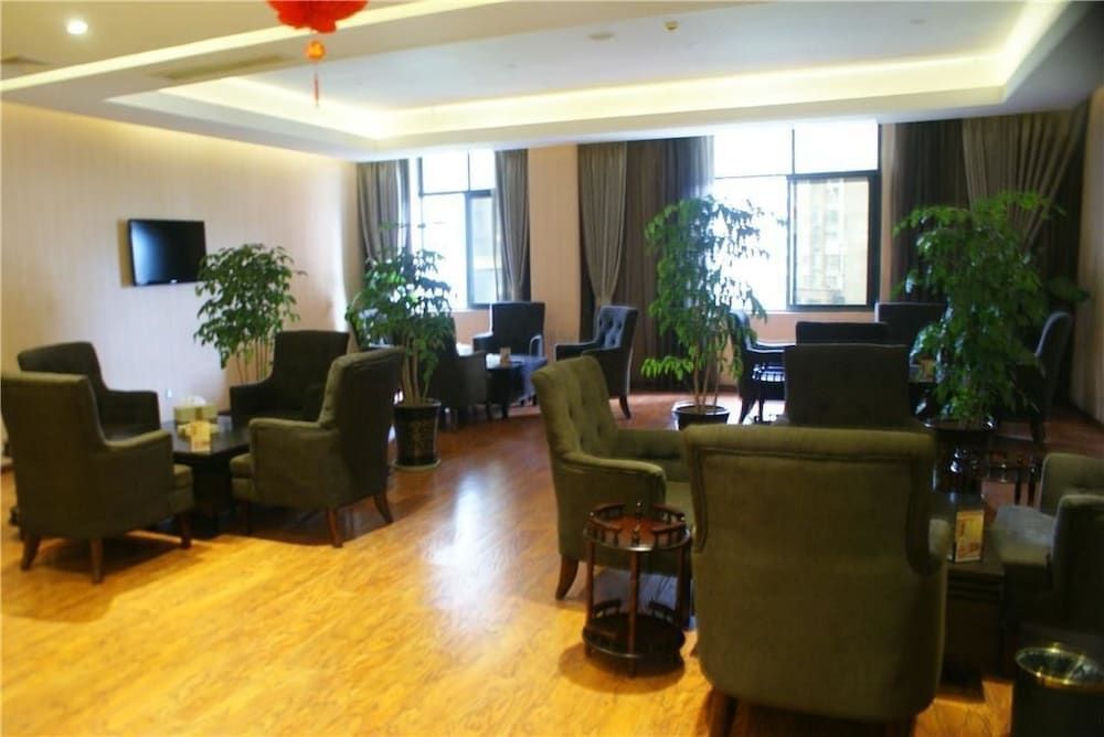 Чэнду: Phoenix Hotel