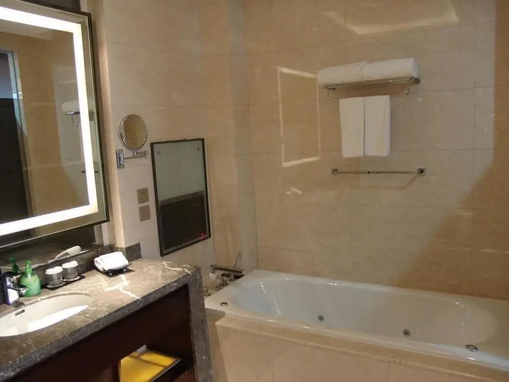 Чэнду: Jingyue Lake Hotel