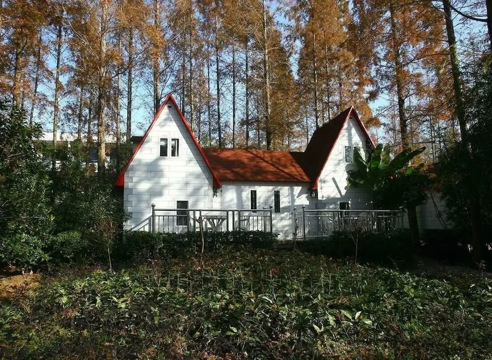 Шанхай: Shanghai Binjiang Entertainment Center