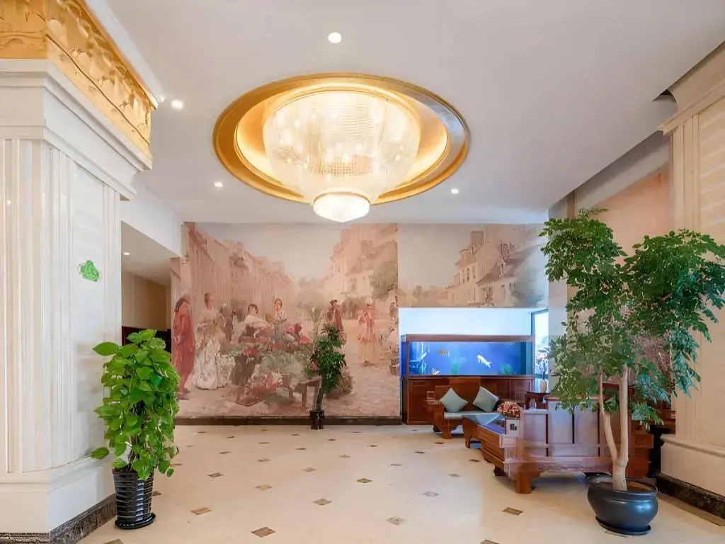 Шанхай: Vienna Hotel Shanghai Hongqiao Airport Caobao Road