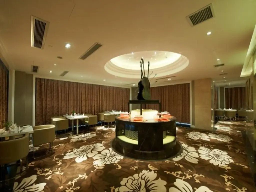 Уси: Wuxi Jinjiang Garden Hotel