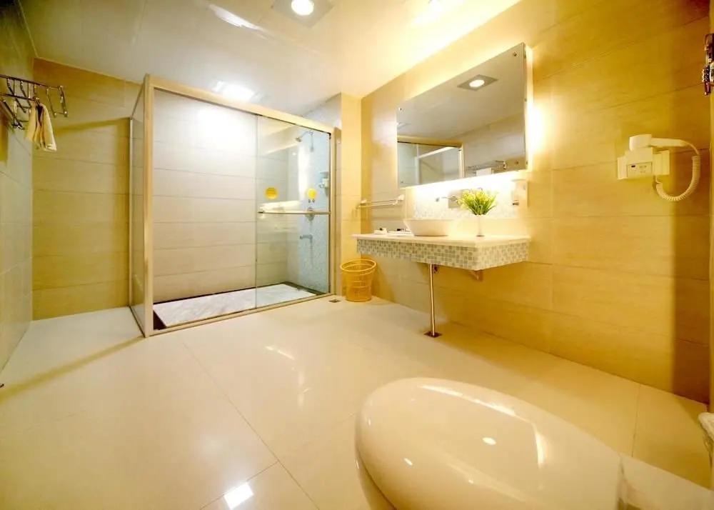 Баошань: Tengchong Shun Xing Business Hotel