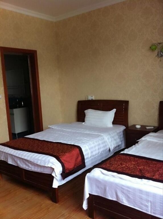 Уси: Yixing Xinlong Inn