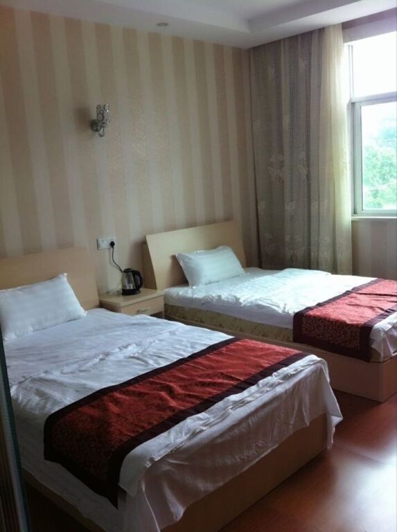 Уси: Yixing Xinlong Inn