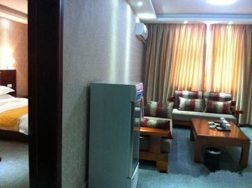 Чжэнчжоу: Xingyang Guoren Holiday Hotel