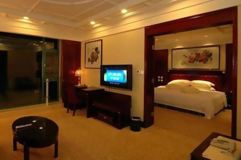 Шэньчжэнь: Shenzhen Jinhu Business Hotel