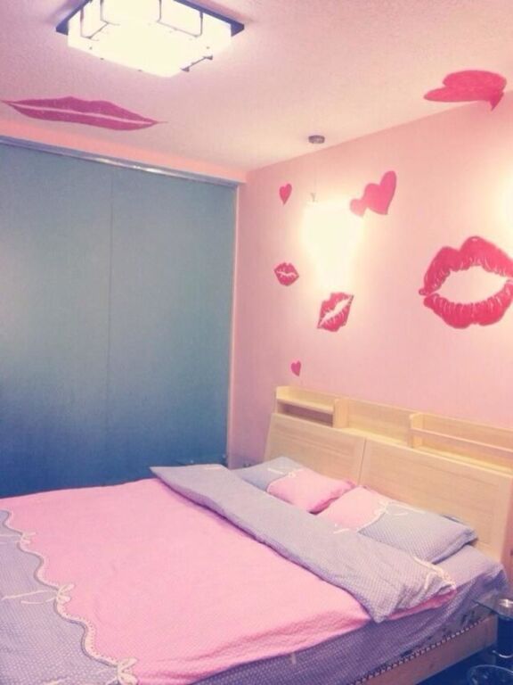 Фуян: Momo Hotel