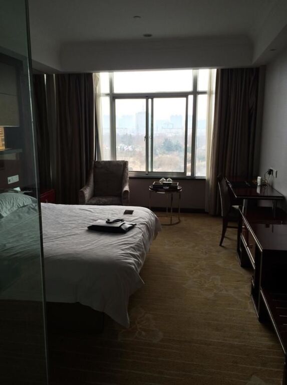 Ляньюньган: Lianyungang Cang Wu Fenghuang Hotel