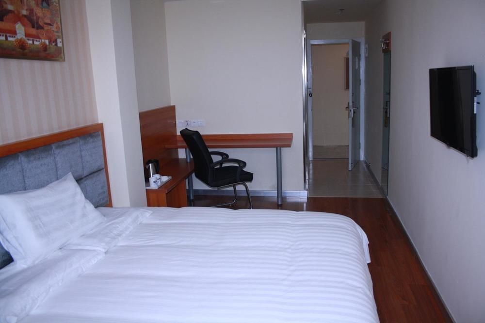 Пекин: Happy House Clain Hotels Daguanyuan Branch