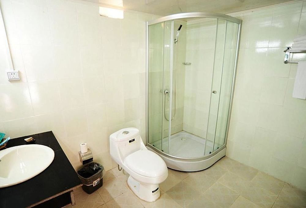 Лицзян: Lijiang Lugu Lake Nv'er Garden Hotel