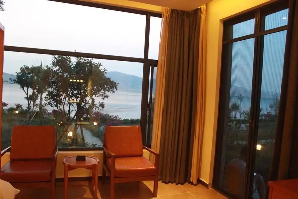 Дали: Magpies Habitat Erhai Resort Hotel