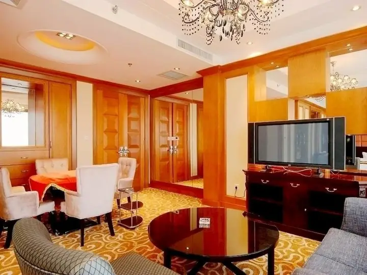 Пекин: Oriental Venice International Hotel
