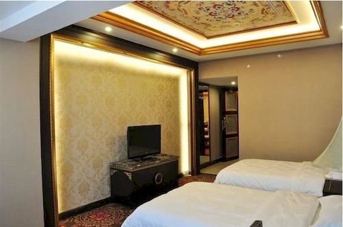 Цзючжайгоу: Chuanzhu Temple Xin Palace Hotel