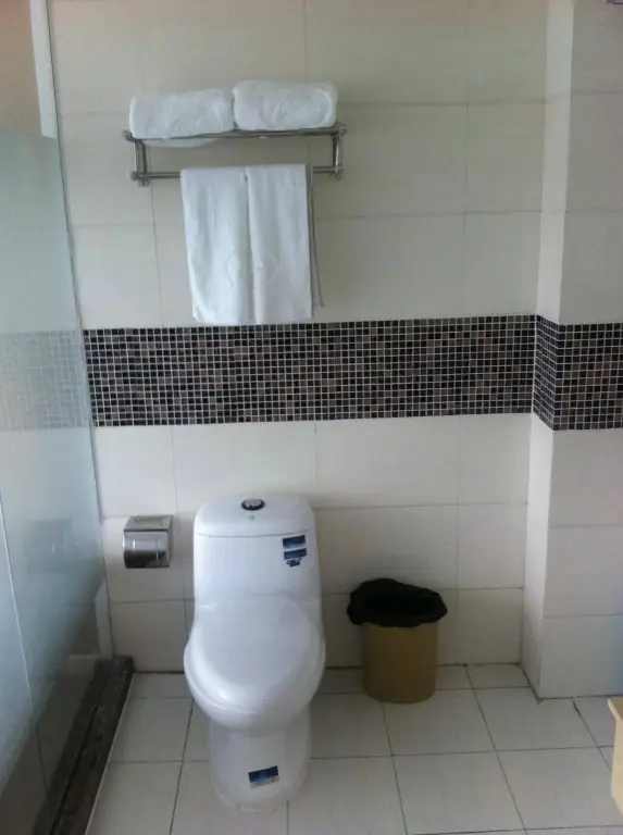 Яньтай: Thank Inn Chain Hotel Shandong Yantai Yinchun Avenue International Exhibition Center