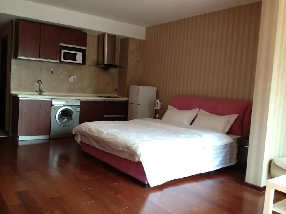 Пекин: Everyday Home Apartments Zhongguancun Zhongwan International