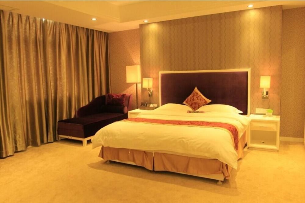 Шэньчжэнь: Baier Si Hotel