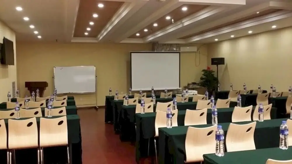 Шицзячжуан: Lantuo Business Hotel