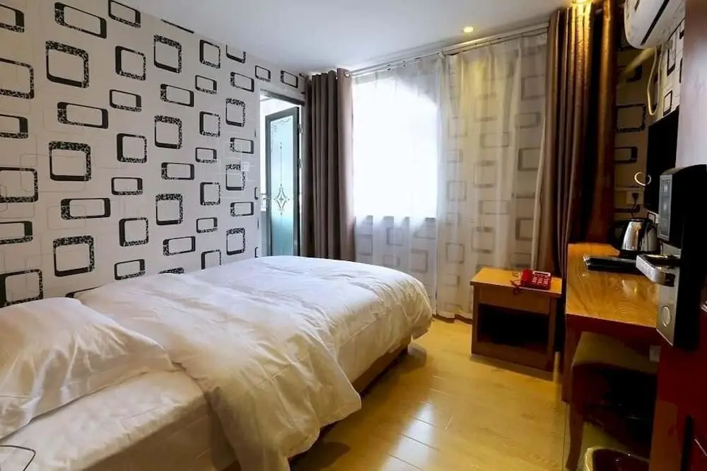 Цзюцзян: Lushang Tianjie Quick Hotel