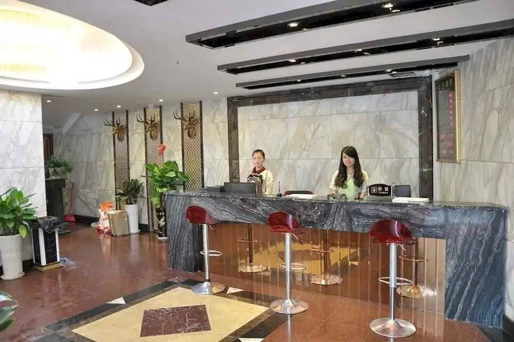 Цзюцзян: Lushang Tianjie Quick Hotel