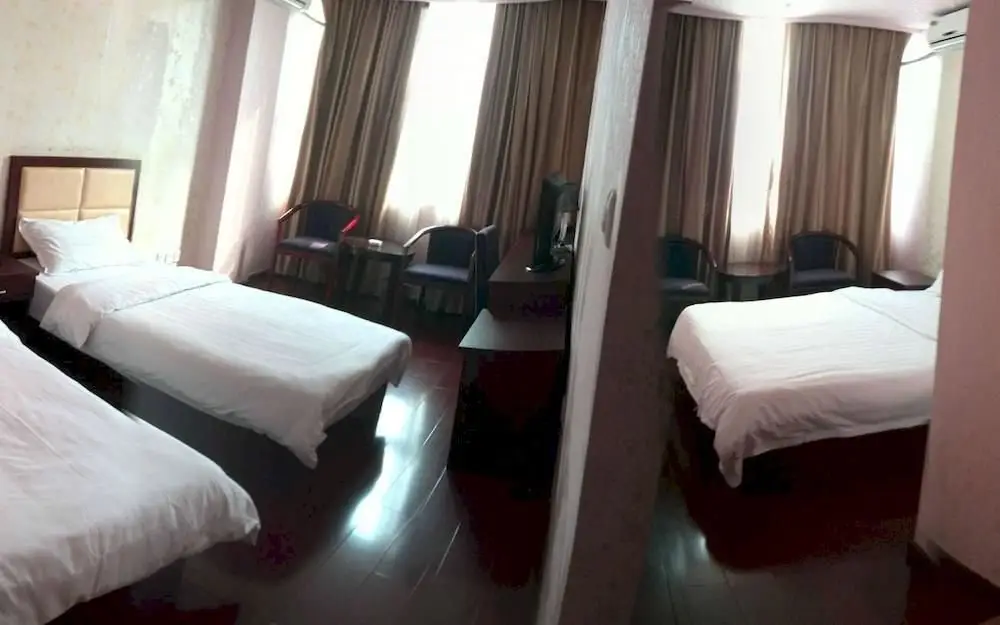 Чэнду: Yaxin Hotel