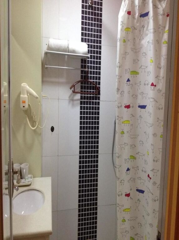 Цзаочжуан: Pod Choice Hotel (Zaozhuang Sanjiao Garden)