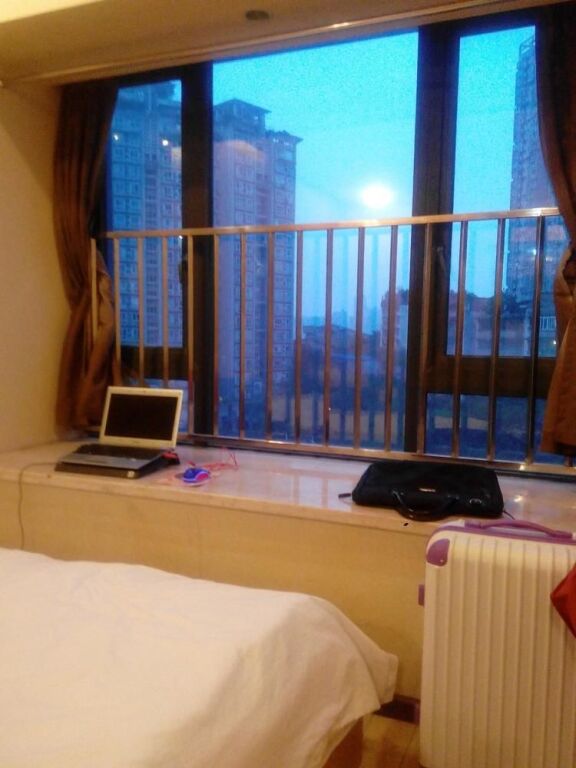 Чунцин: Chongqin Yijia Inn Nan'an Convention Center