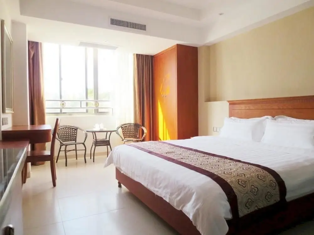 Санья: Cuipinghu Hotel