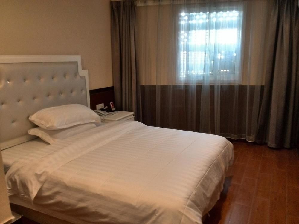 Нанкин: Kending Hotel Jiangning Tuoleja Branch