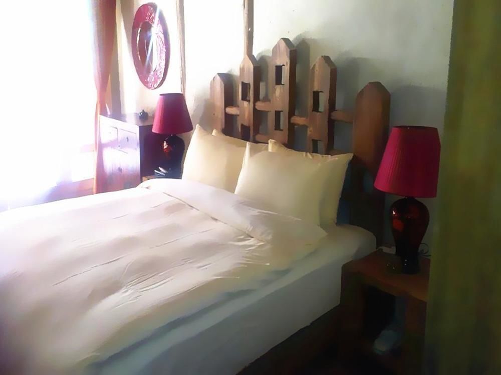 Lijiang Tricolor Cloud River Resort Hotel — фото 1