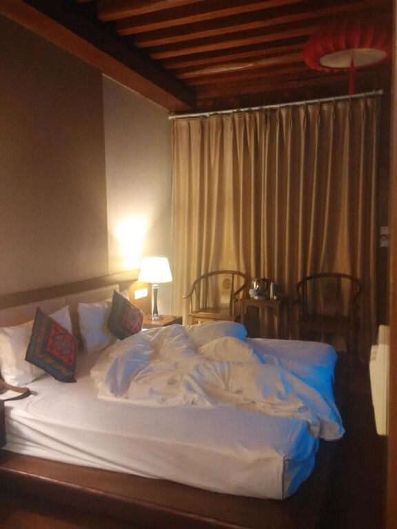 Лицзян: Zhenmei Holiday Inn - Lijiang