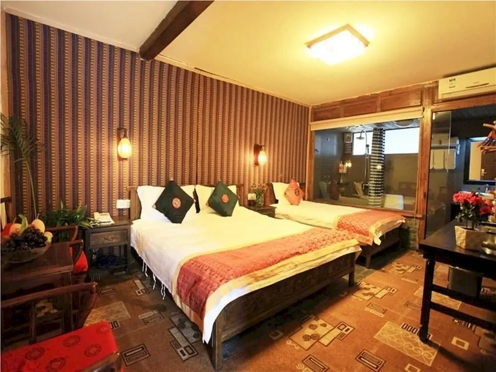 Лицзян: Zhenmei Holiday Inn - Lijiang