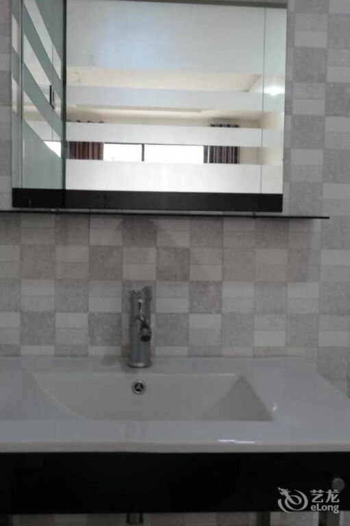 Цзяочжоу: Huajia Yiyuan Hotel - Jiaozuo