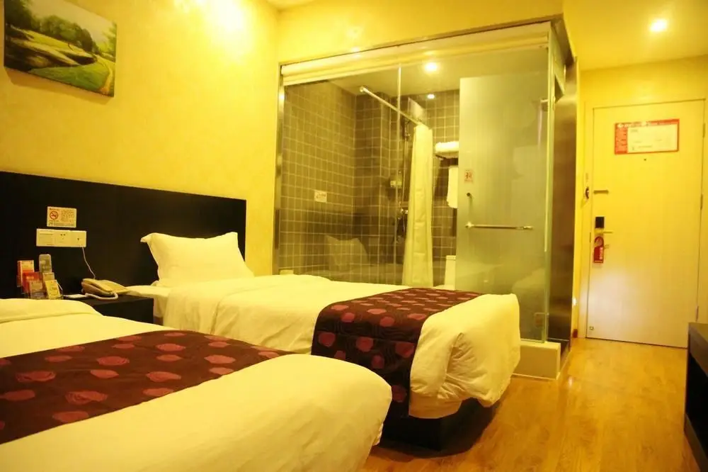 Лиаоченг: Dushi 118 Hotel Gaotang Tianqi Temple