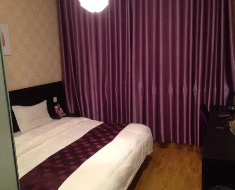 Лиаоченг: Dushi 118 Hotel Gaotang Tianqi Temple