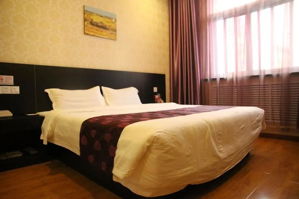 Лиаоченг: Dushi 118 Hotel Gaotang Tianqi Temple