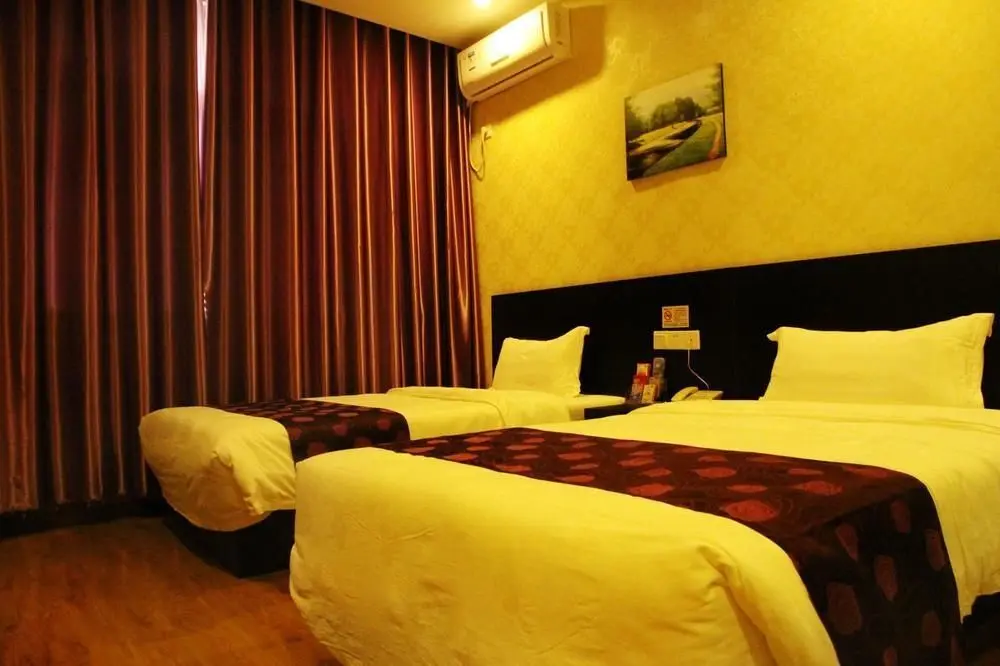 Лиаоченг: Dushi 118 Hotel Gaotang Tianqi Temple