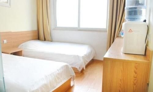 Шицзячжуан: Shijiazhuang Yiju Hotel