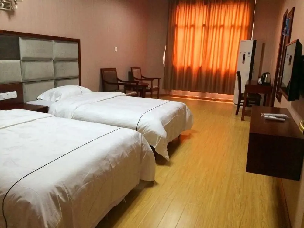 Хэнъян: Yiyi Chain Hotel (Hengyang Hengshan Scenic Area Entrance Shop)